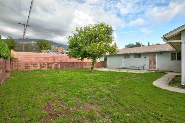 $950,000 | 9825 Tujunga Canyon Place, Tujunga, CA 91042
