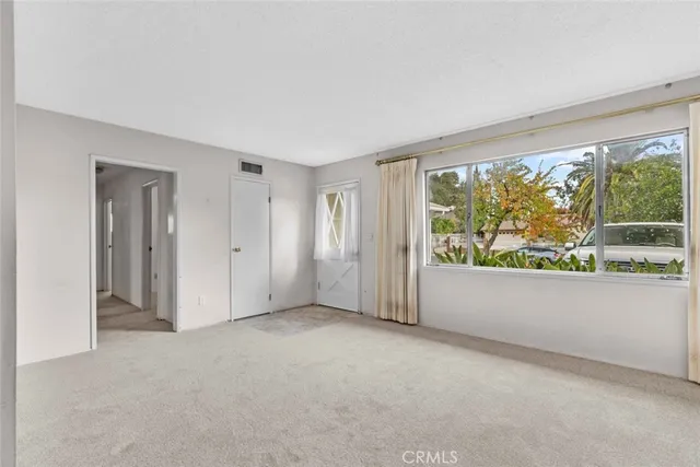 $950,000 | 9825 Tujunga Canyon Place, Tujunga, CA 91042