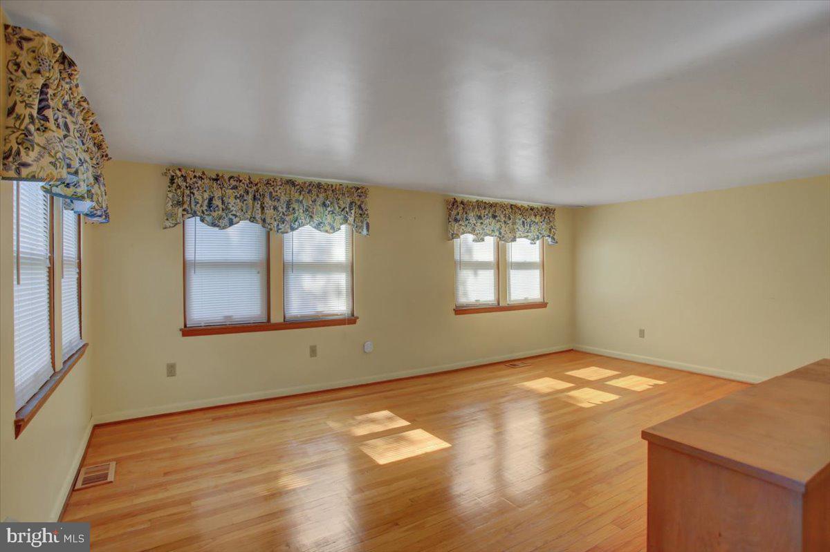 312 Roxbury Road Shippensburg, PA 17257 - Photo 7 of 42 Gallery Image 7