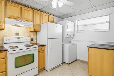 $429,555 | 3580 South Ocean Boulevard, Unit 4C, South Palm Beach, FL 33480