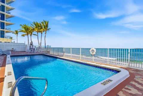 $429,555 | 3580 South Ocean Boulevard, Unit 4C, South Palm Beach, FL 33480