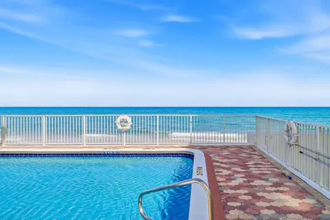 $429,555 | 3580 South Ocean Boulevard, Unit 4C, South Palm Beach, FL 33480