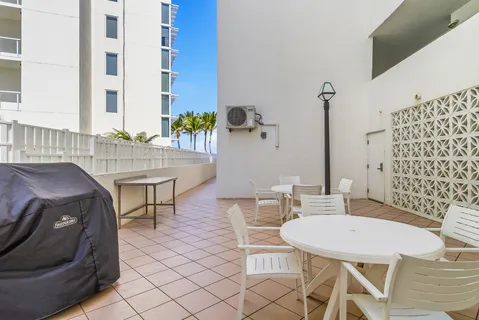 $429,555 | 3580 South Ocean Boulevard, Unit 4C, South Palm Beach, FL 33480