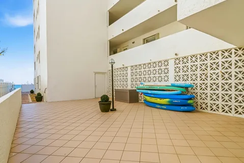 $429,555 | 3580 South Ocean Boulevard, Unit 4C, South Palm Beach, FL 33480