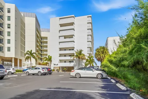 $429,555 | 3580 South Ocean Boulevard, Unit 4C, South Palm Beach, FL 33480