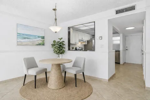 $429,555 | 3580 South Ocean Boulevard, Unit 4C, South Palm Beach, FL 33480