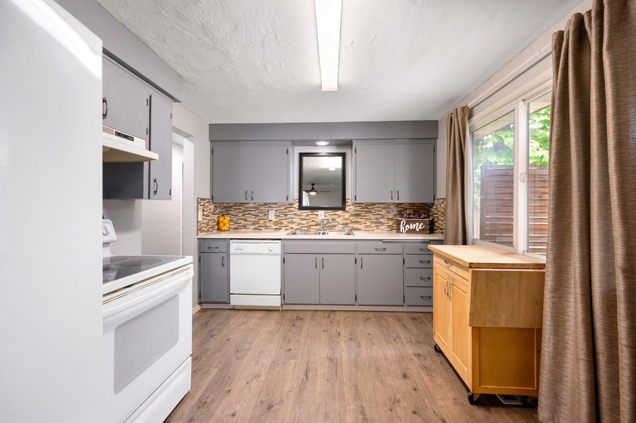 5130 North Rustle Street Spokane, WA 99205 - Photo 5 of 20 Gallery Image 5