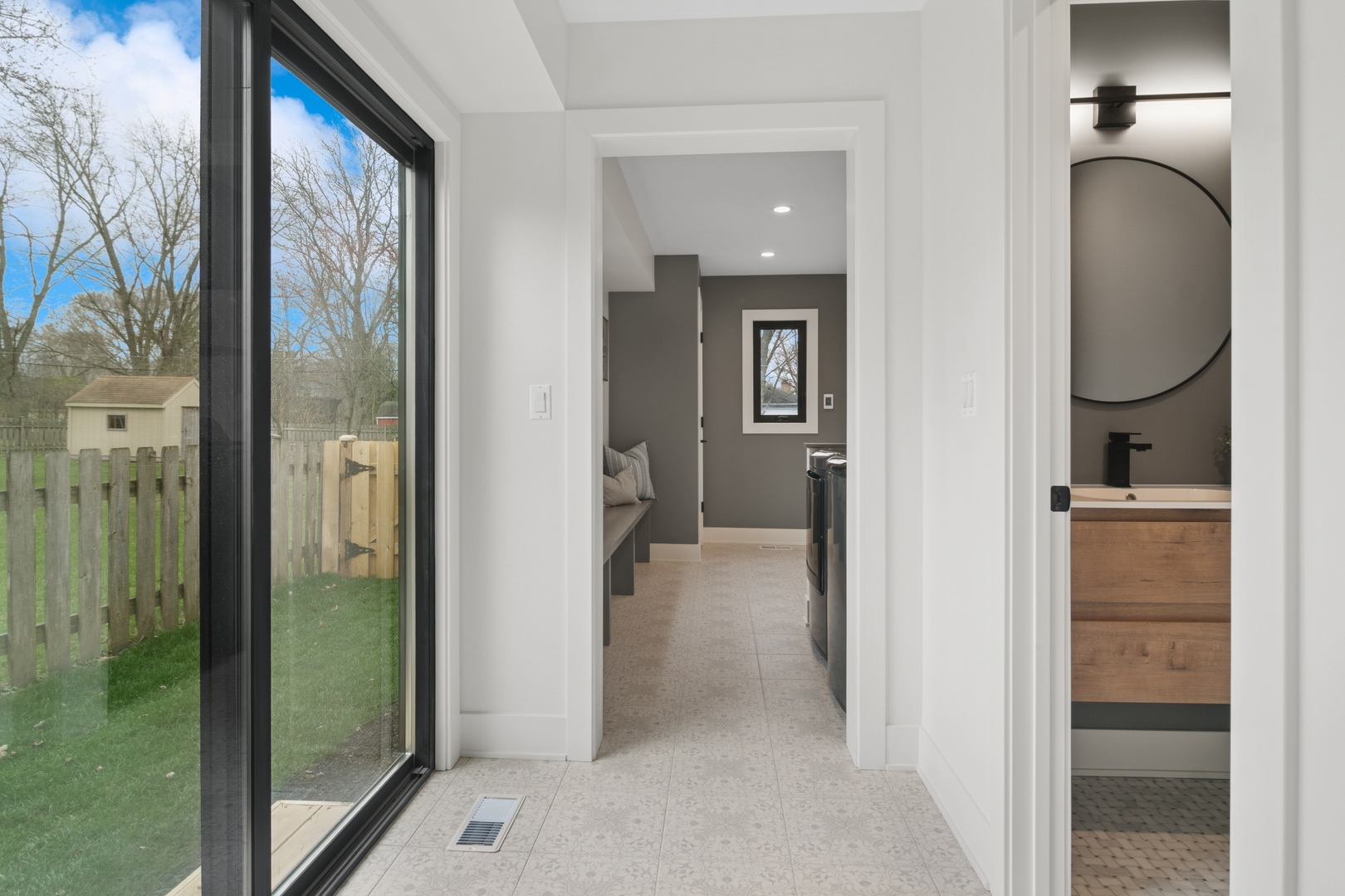 825 Warwick Avenue Barrington, IL 60010 - Photo 18 of 44