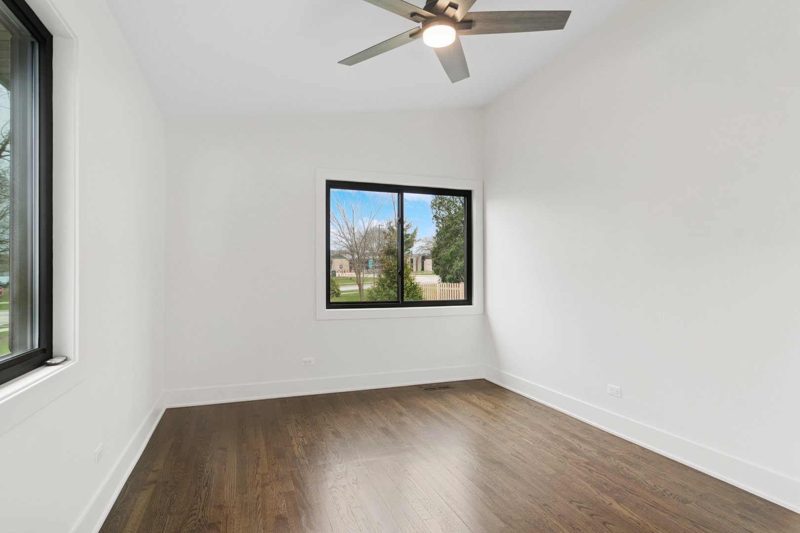 825 Warwick Avenue Barrington, IL 60010 - Photo 25 of 44