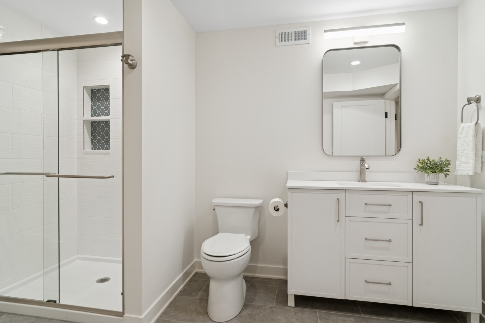 825 Warwick Avenue Barrington, IL 60010 - Photo 32 of 44