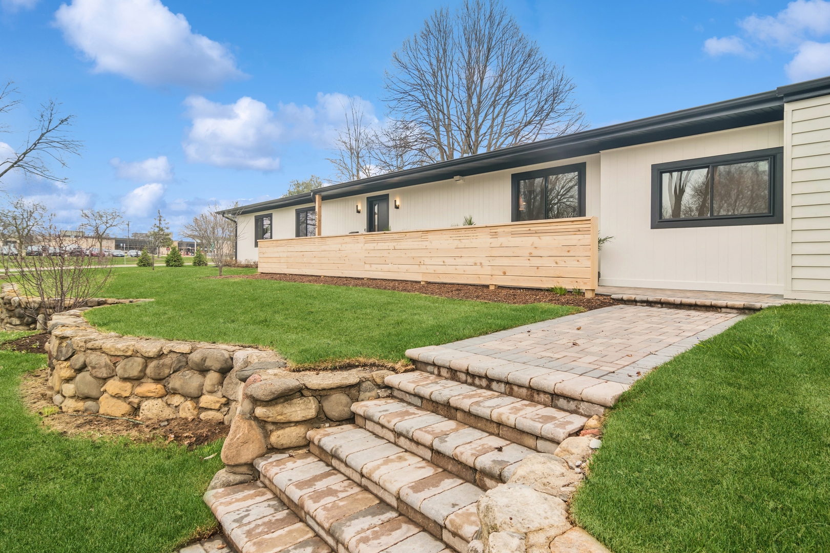 825 Warwick Avenue Barrington, IL 60010 - Photo 37 of 44