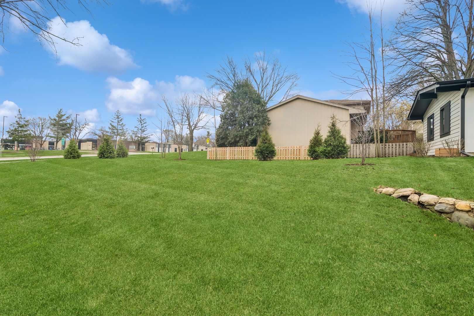 825 Warwick Avenue Barrington, IL 60010 - Photo 39 of 44