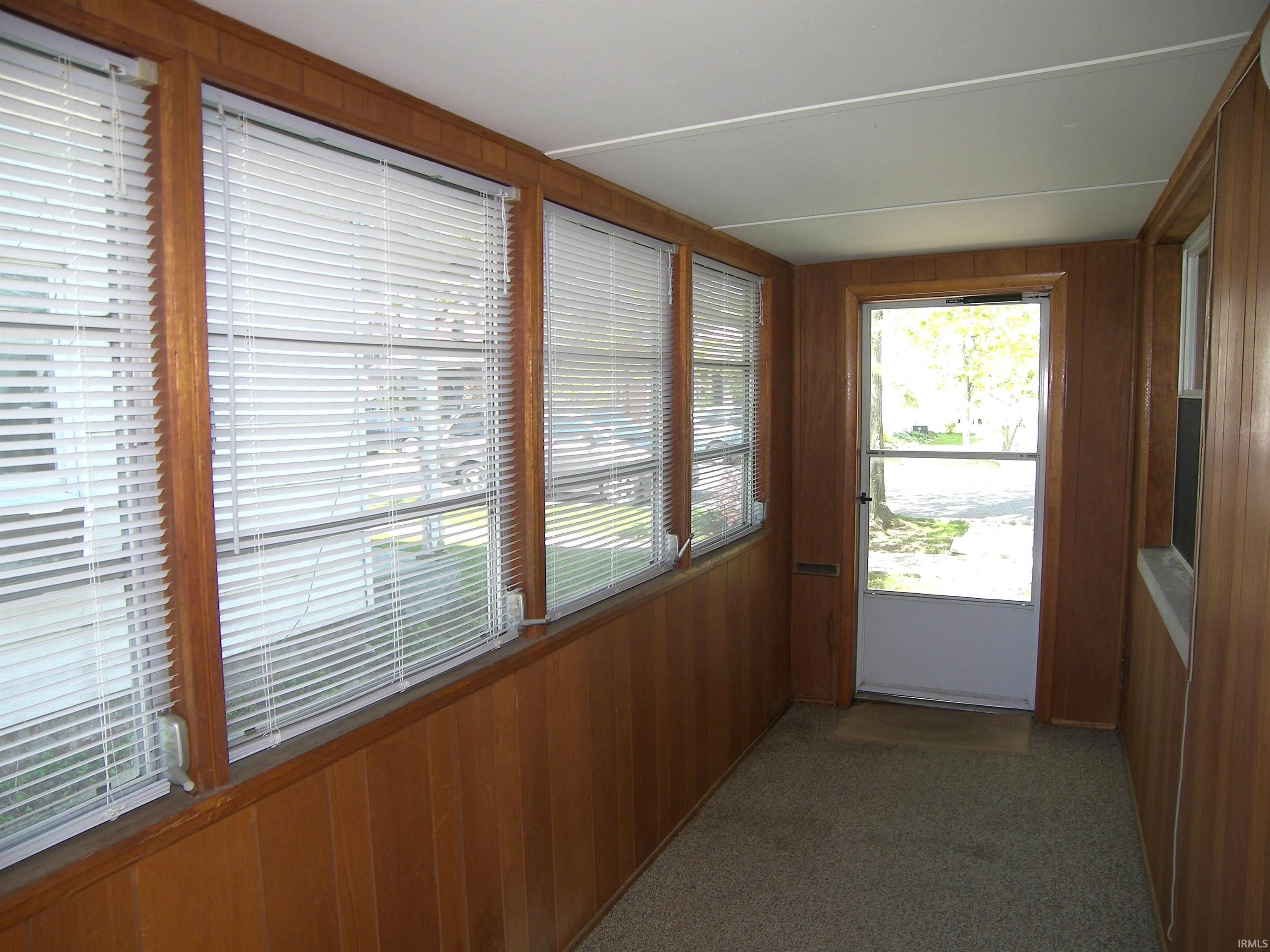 210 North Tucker Street Mentone, IN 46539 - Photo 9 of 36