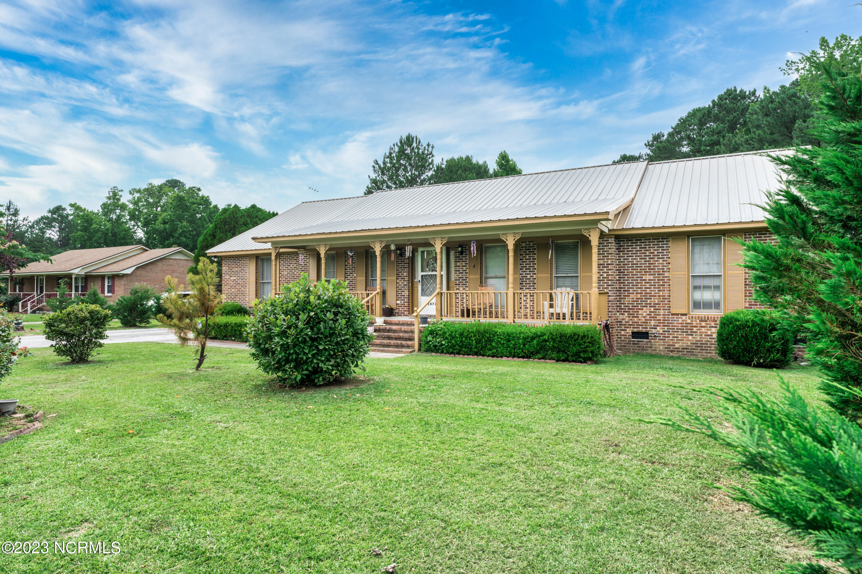 5872 Malpass Corner Road Currie, NC 28435 - Photo 26 of 27 Front View