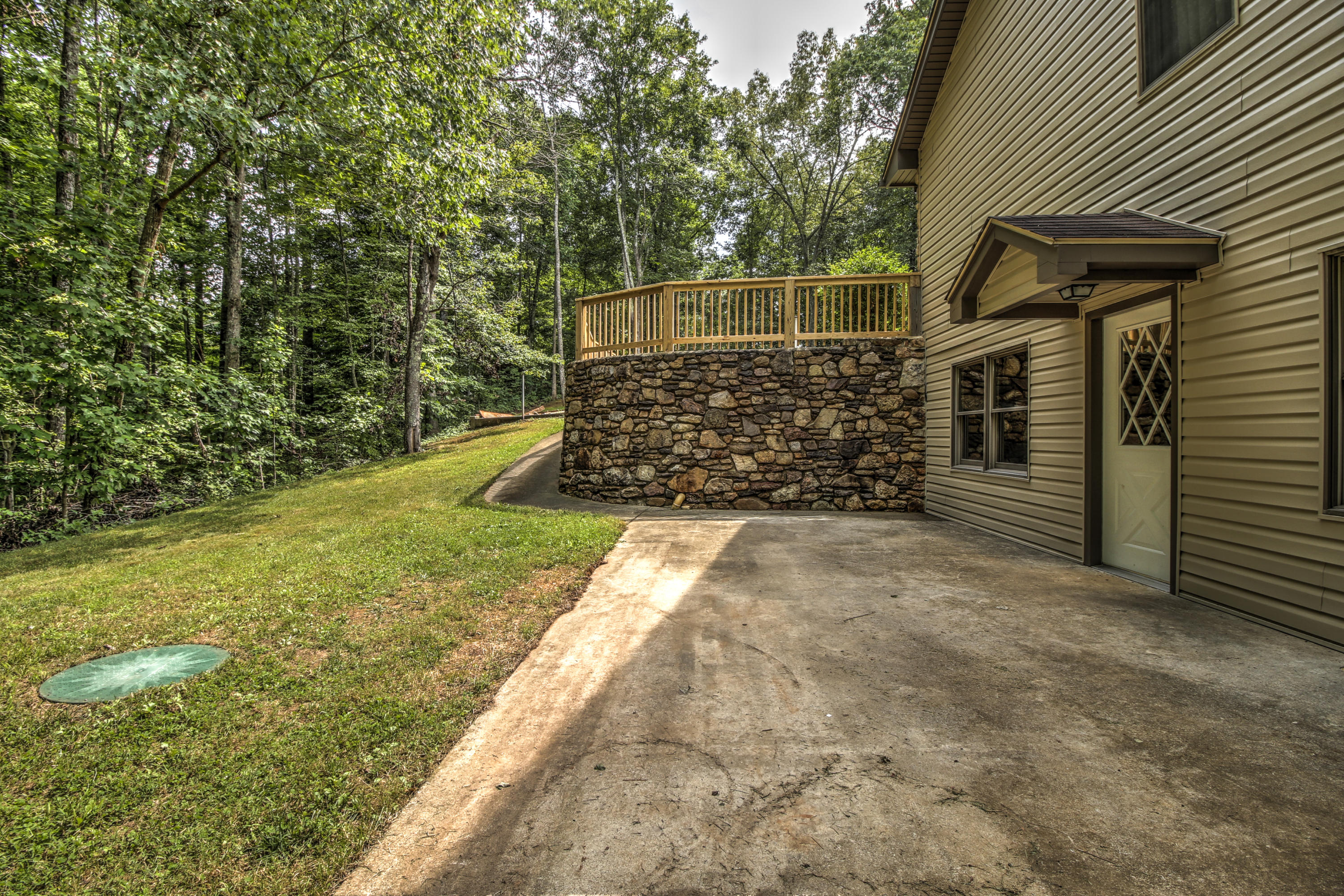 3114 Nemmo Road Vinton, VA 24179 - Photo 36 of 47 _MG_0780_1_2