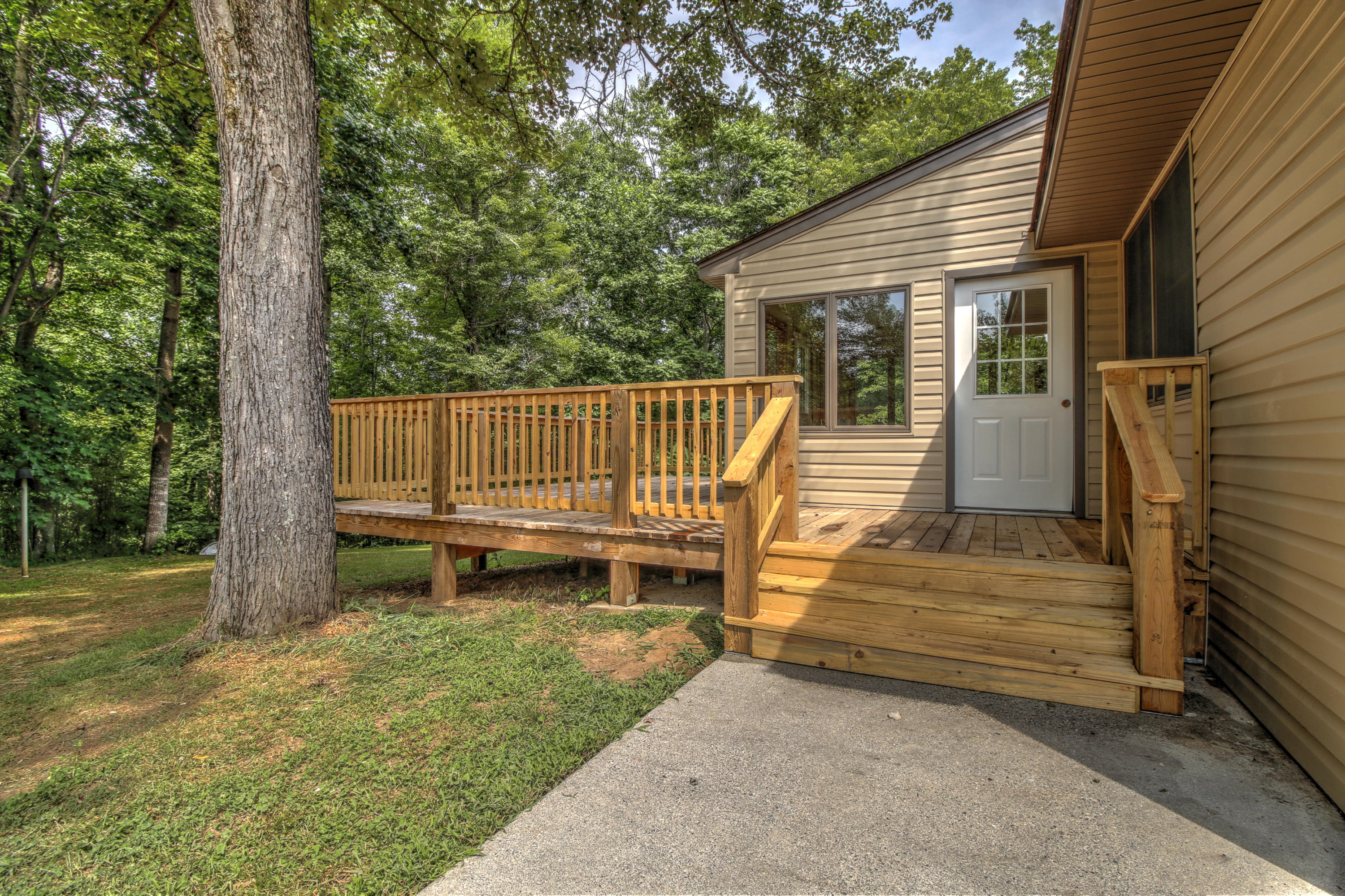 3114 Nemmo Road Vinton, VA 24179 - Photo 38 of 47 _MG_0786_7_8