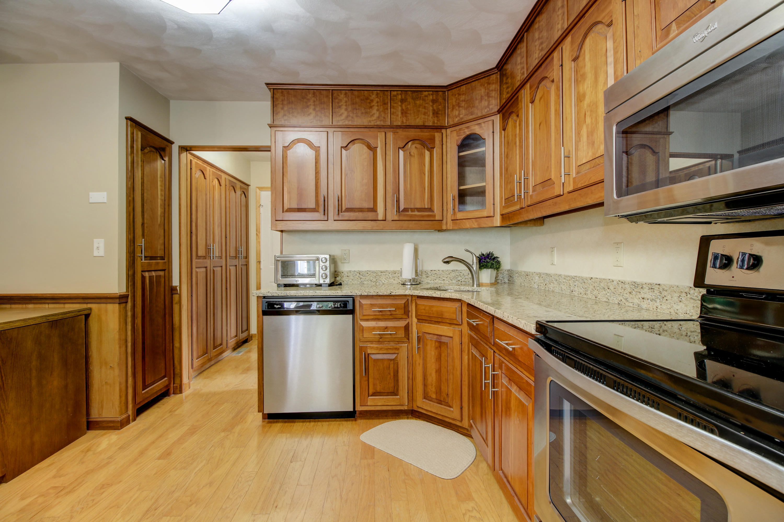 3114 Nemmo Road Vinton, VA 24179 - Photo 10 of 47 _MG_0687_8_9