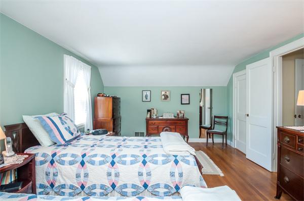 56 Tennyson Road Reading, MA 01867 - Photo 23 of 30 Gallery Image 23