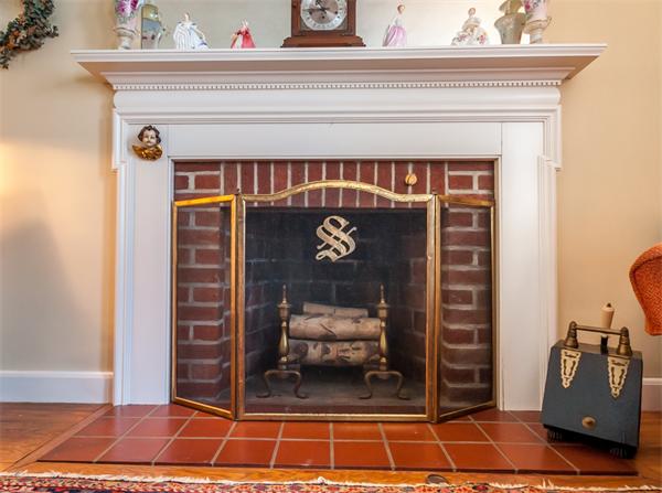 56 Tennyson Road Reading, MA 01867 - Photo 5 of 30 Gallery Image 5