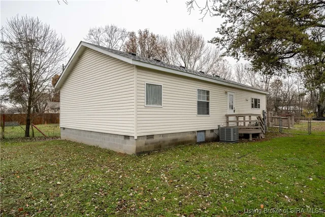 $219,900 | 179 5th Street, Charlestown, IN 47111