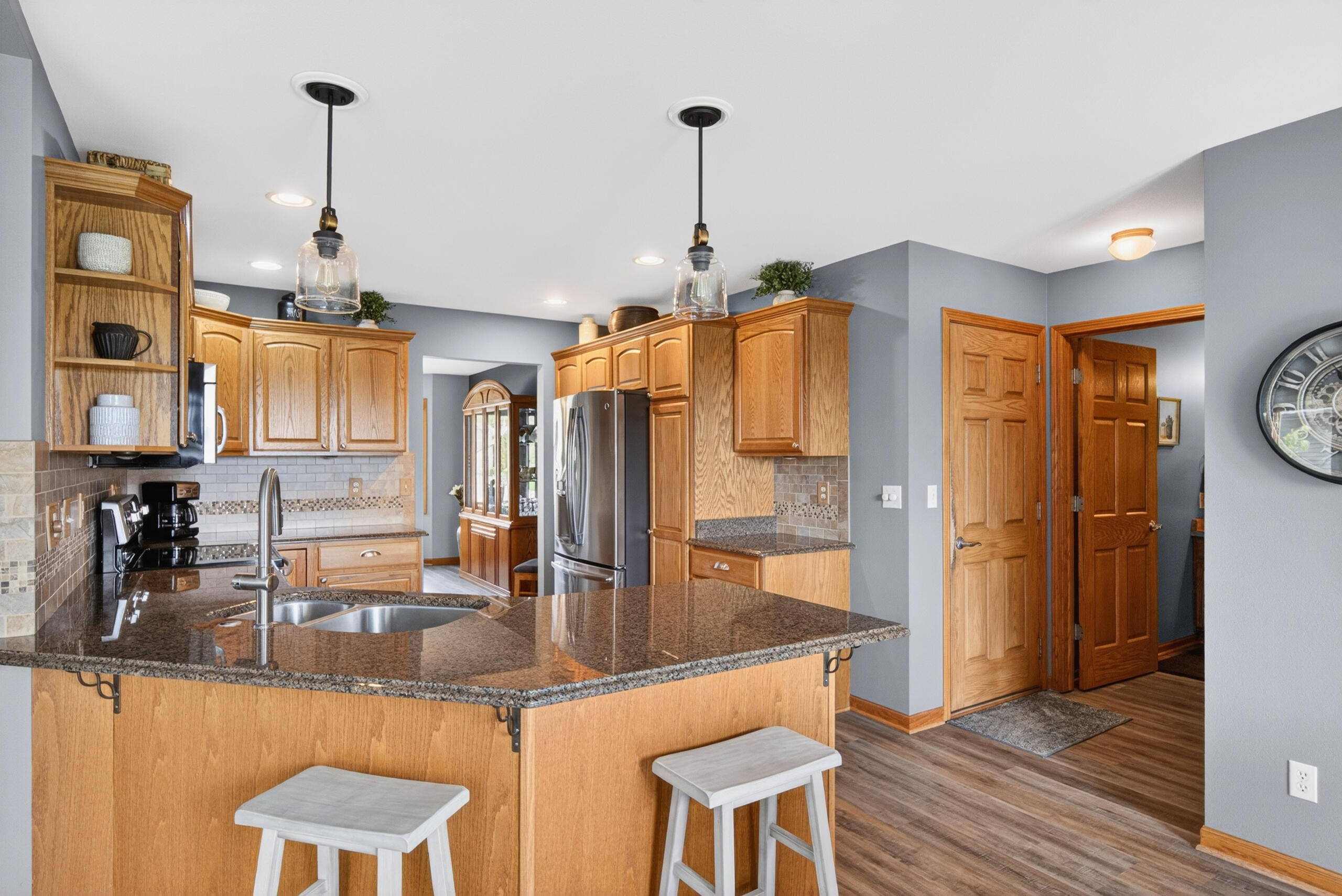 1831 Mapletree Road Howards Grove, WI 53083 - Photo 8 of 28 08-Kitchen (2)