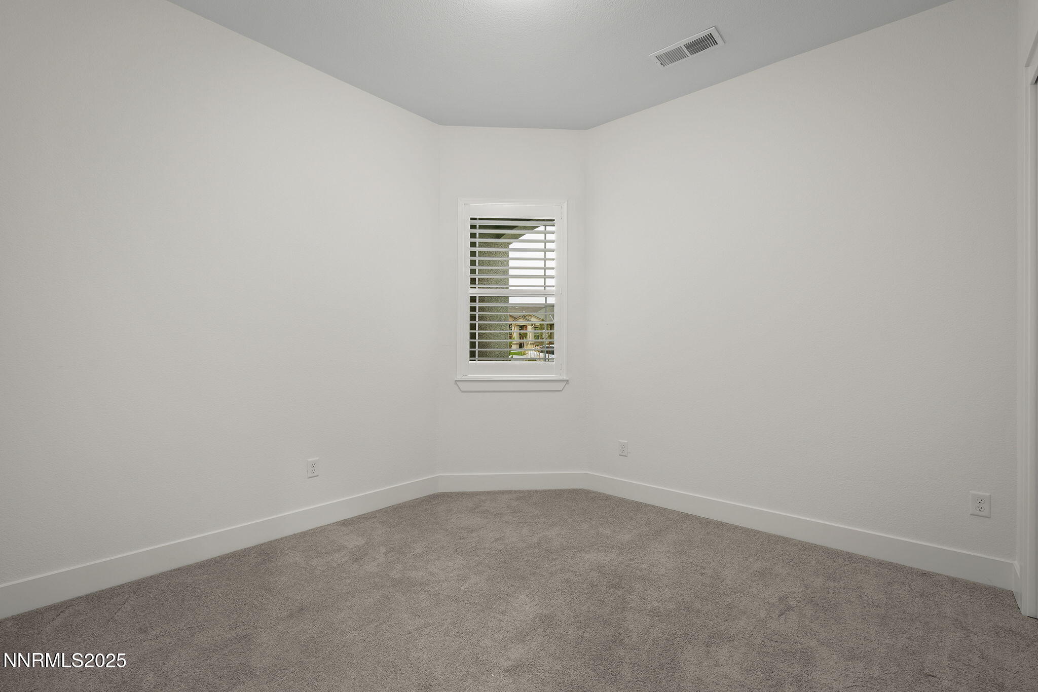 11006 Athabasca Drive Reno, NV 89506 - Photo 23 of 31 23-web-or-mls-_DSC0731