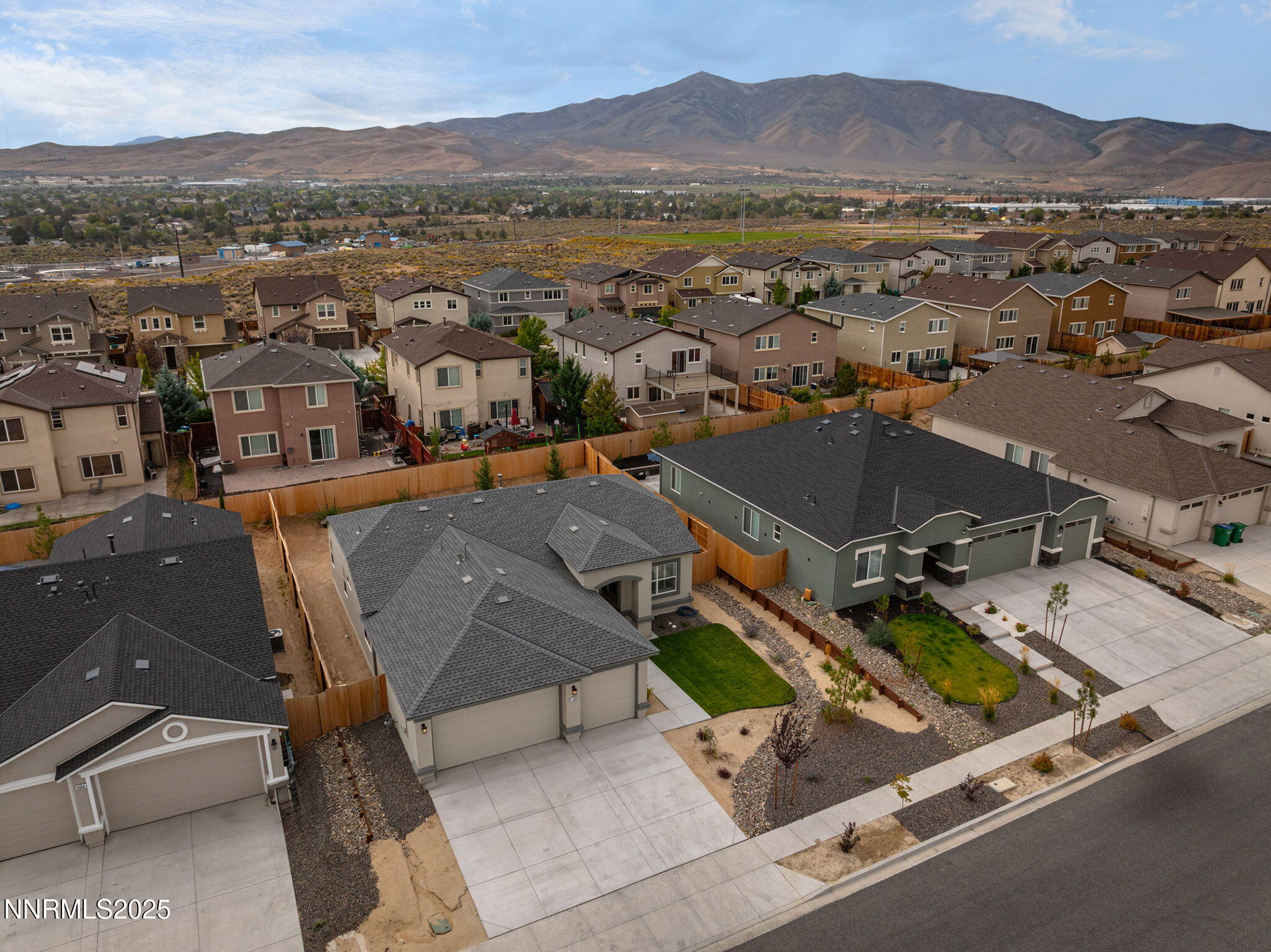11006 Athabasca Drive Reno, NV 89506 - Photo 6 of 31 4-web-or-mls-DJI_0477