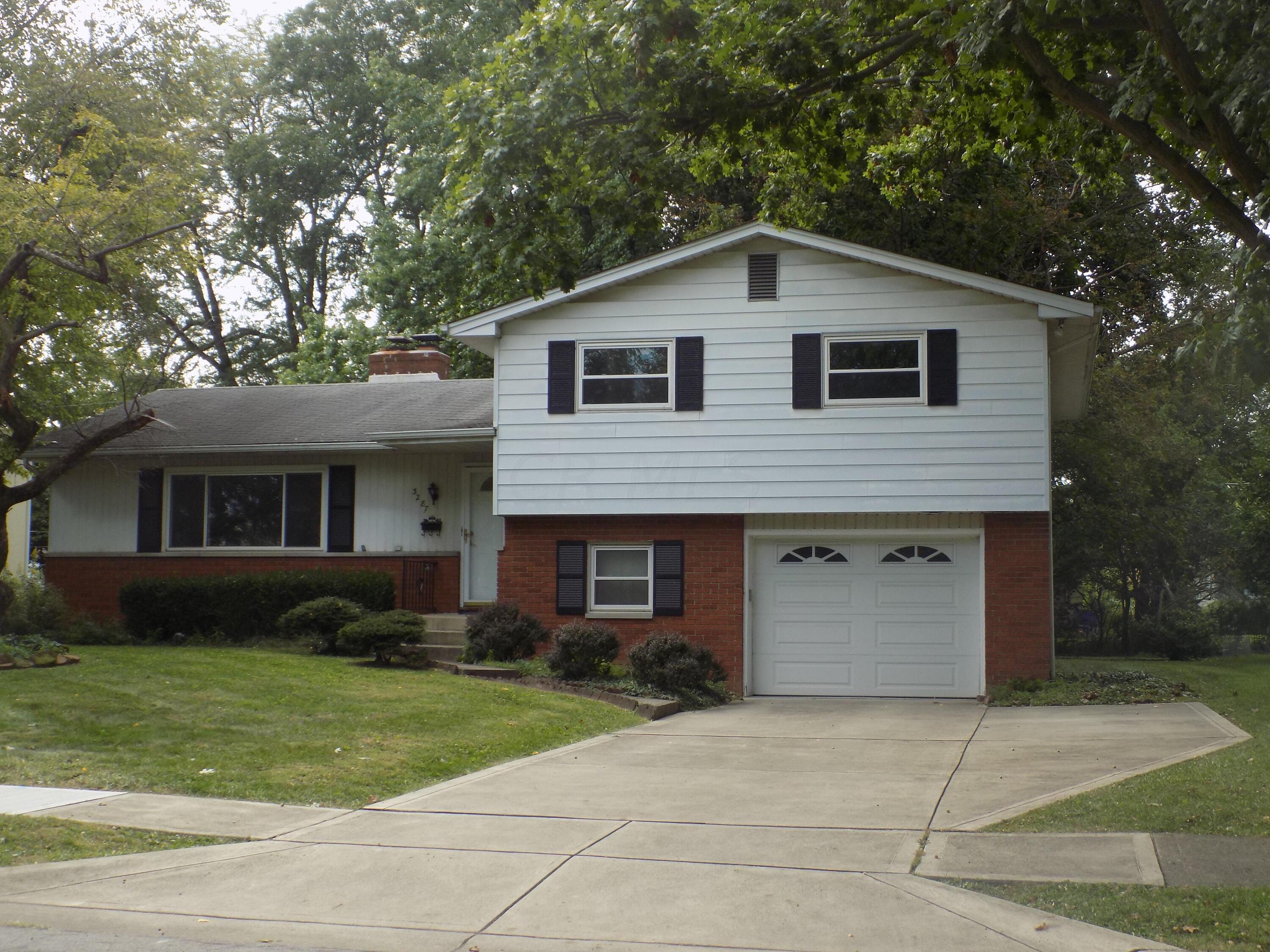 3287 Somerford Road Upper Arlington, OH 43221 - Photo 1 of 26