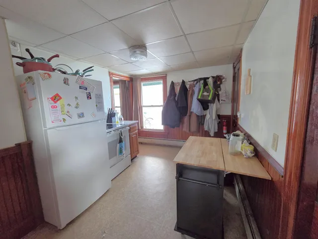 $325,000 | 32 Wesley Drive, St. Johnsbury, VT 05819