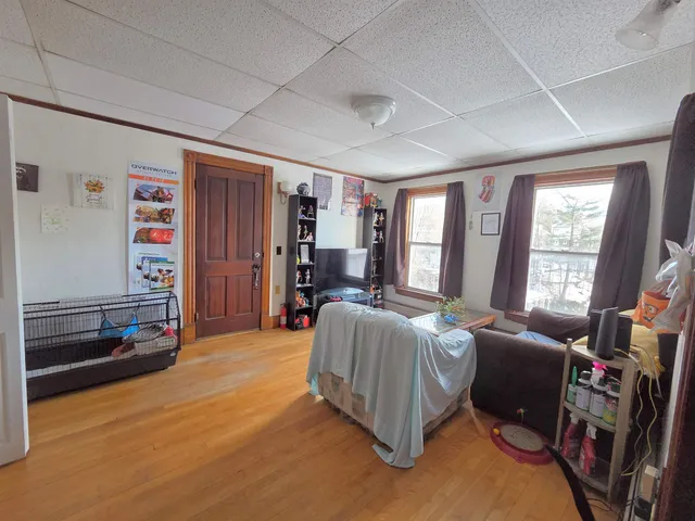 $325,000 | 32 Wesley Drive, St. Johnsbury, VT 05819