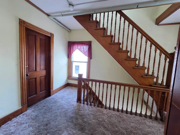 $325,000 | 32 Wesley Drive, St. Johnsbury, VT 05819