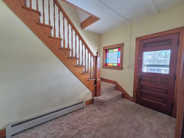 $325,000 | 32 Wesley Drive, St. Johnsbury, VT 05819