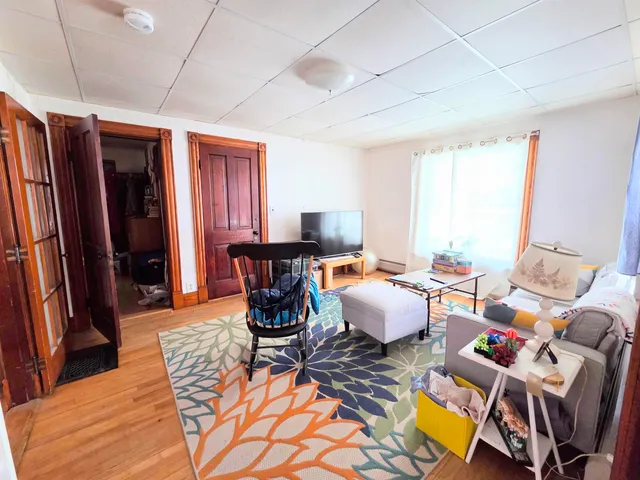 $325,000 | 32 Wesley Drive, St. Johnsbury, VT 05819