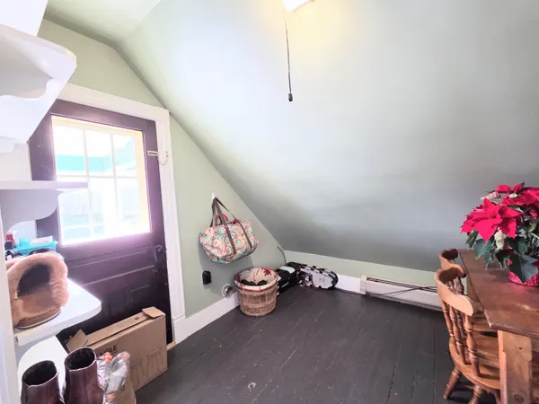 $325,000 | 32 Wesley Drive, St. Johnsbury, VT 05819