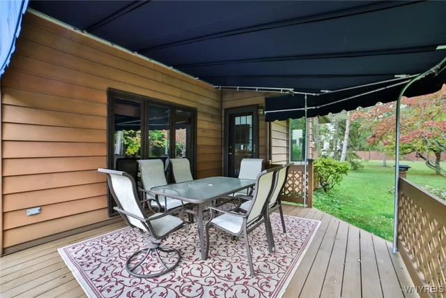 $669,900 | 8205 Clarherst Drive, Clarence, NY 14051