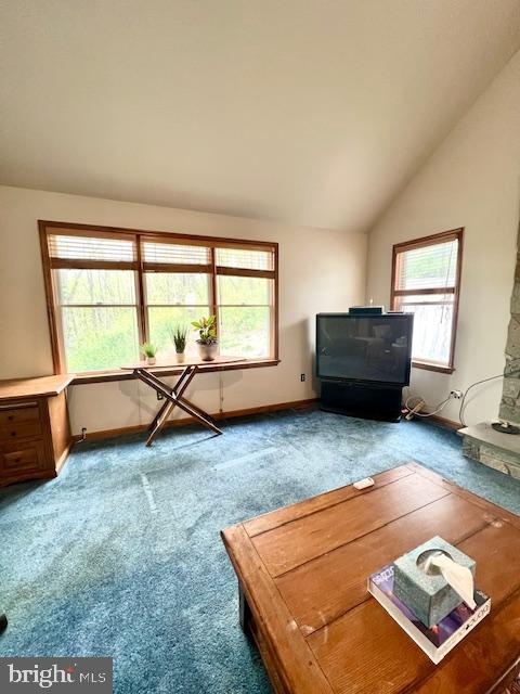 328 Red Pump Road Nottingham, PA 19362 - Photo 18 of 37 a room with furniture and a window