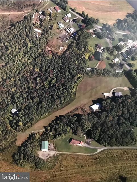 328 Red Pump Road Nottingham, PA 19362 - Photo 37 of 37 a view of a tree in a yard