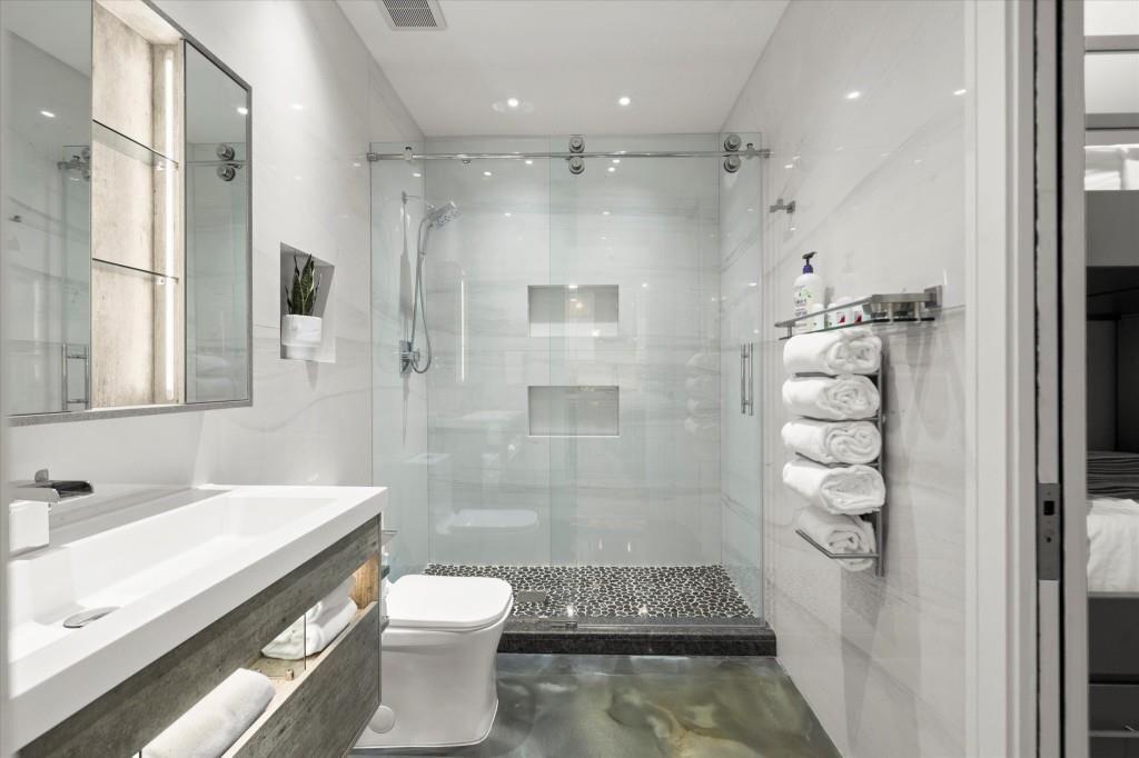 2300 Habersham Marina Road, Unit 102 Cumming, GA 30041 - Photo 12 of 49