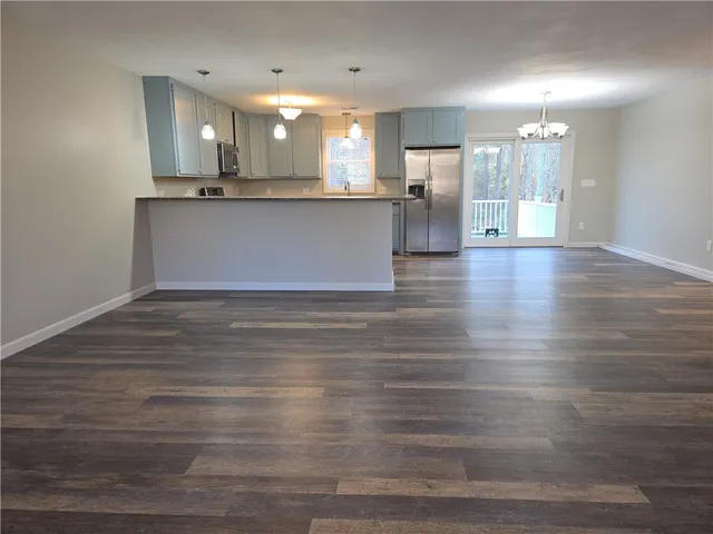 $629,900 | 302 Chopmist Hill Road, Glocester, RI 02814