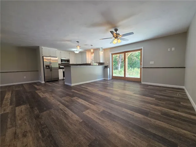 $629,900 | 302 Chopmist Hill Road, Glocester, RI 02814