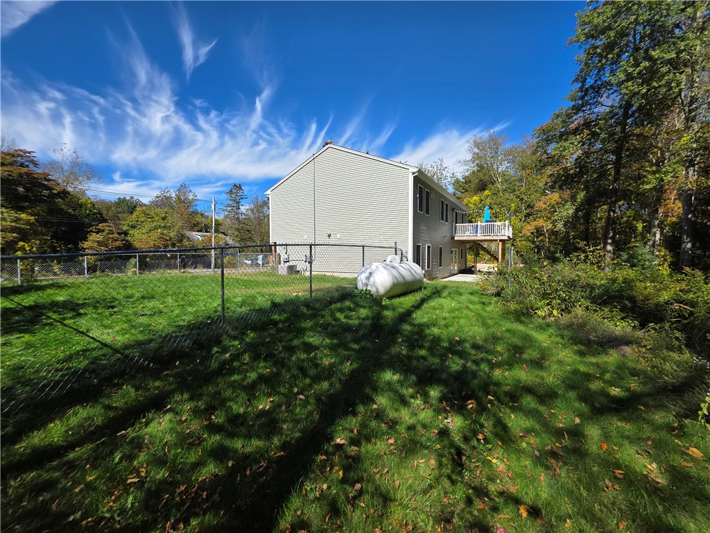 302 Chopmist Hill Road Glocester, RI 02814 - Photo 4 of 50