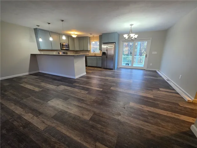 $629,900 | 302 Chopmist Hill Road, Glocester, RI 02814