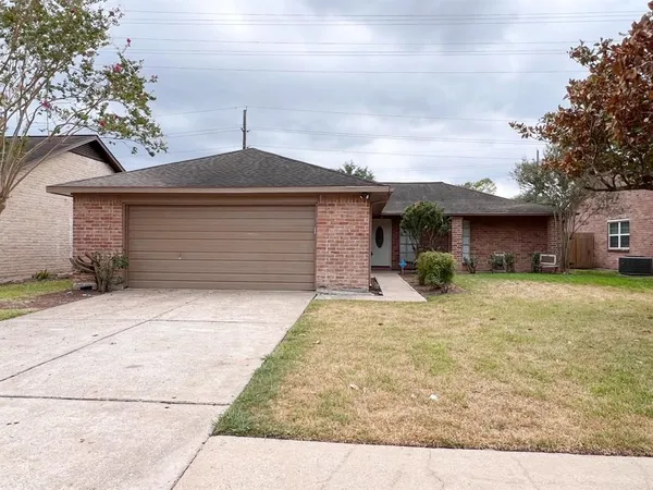 $2,000 | 3122 Windmill Street, Sugar Land, TX 77479