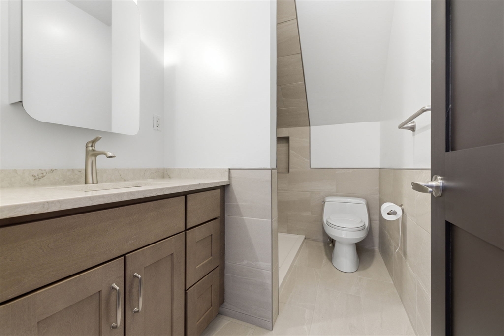 317 Main Street, Unit 7 Wakefield, MA 01880 - Photo 9 of 17