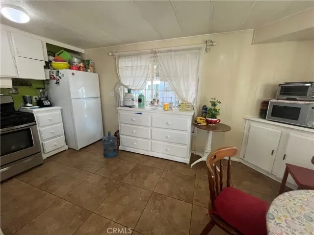 $205,000 | 16707 Garfield Avenue, Unit 1806, Paramount, CA 90723