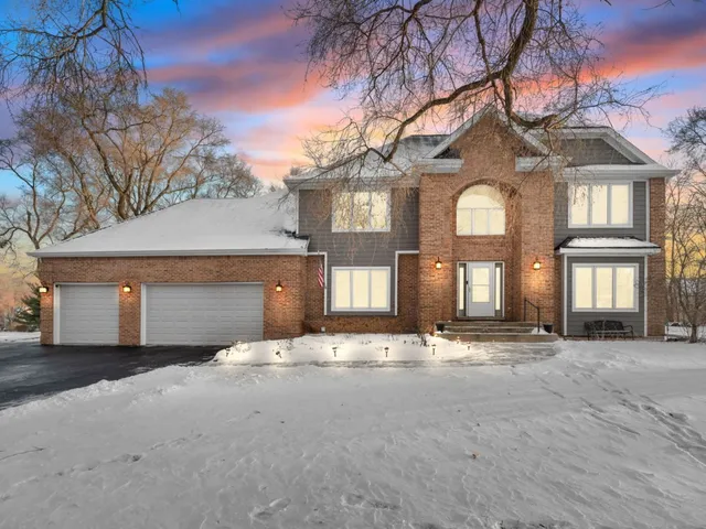 $700,000 | 1005 Hilary Lane, Cary, IL 60013