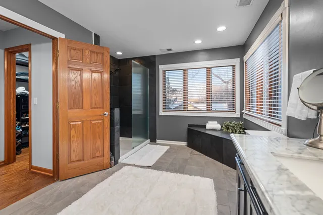 $700,000 | 1005 Hilary Lane, Cary, IL 60013