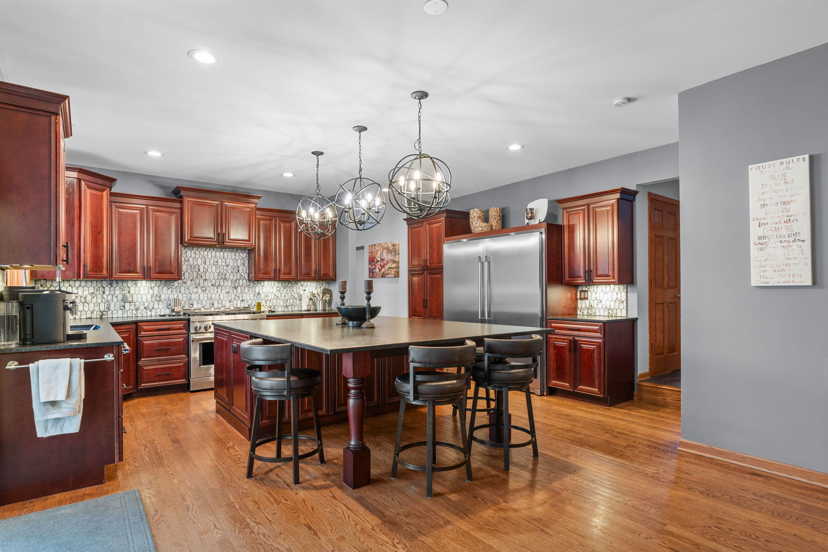 1005 Hilary Lane Cary, IL 60013 - Photo 2 of 43