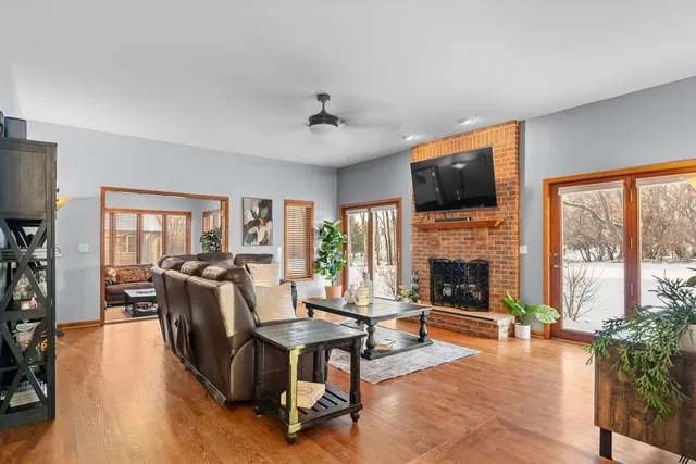 $700,000 | 1005 Hilary Lane, Cary, IL 60013