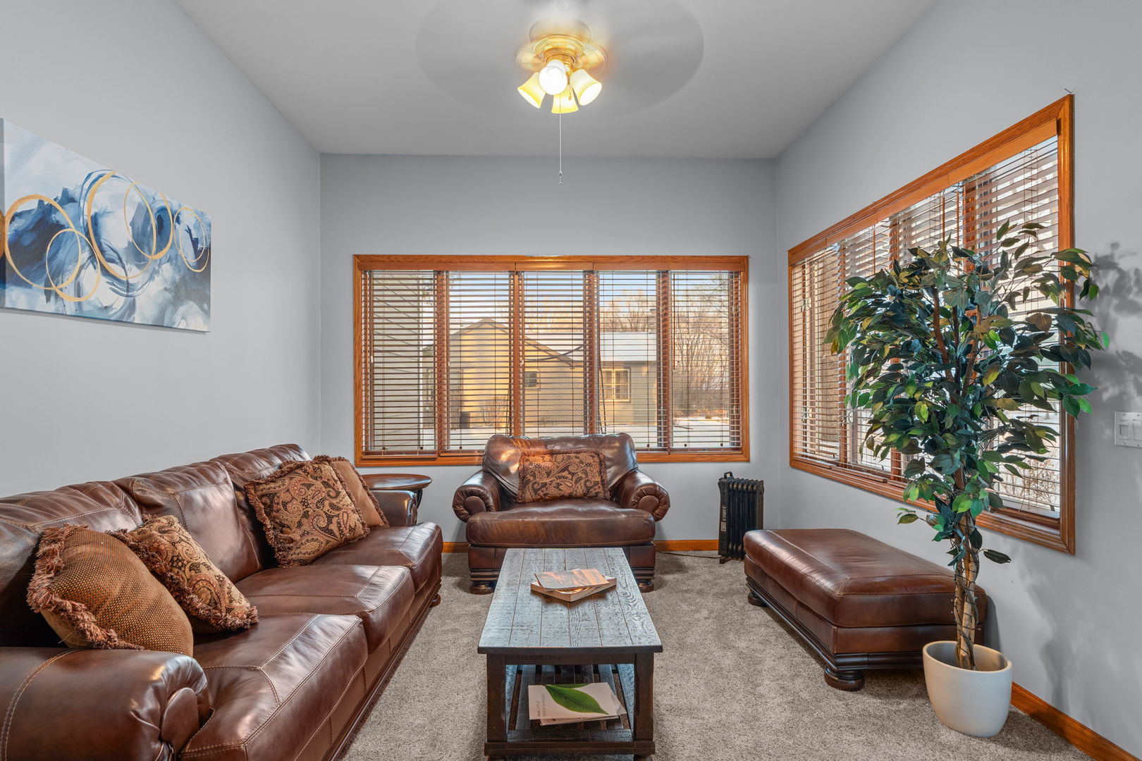 1005 Hilary Lane Cary, IL 60013 - Photo 9 of 43